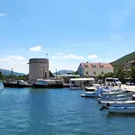Lidija Mit Terrasse Und Meerblick By Interhome Dubrovnik