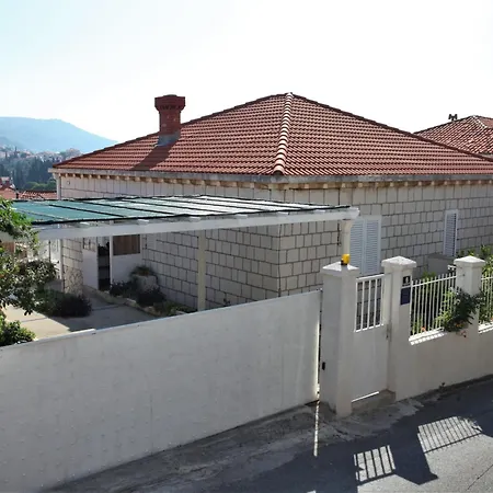 Lidija Mit Terrasse Und Meerblick By Interhome