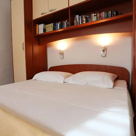 Lidija Mit Terrasse Und Meerblick By Interhome Dubrovnik