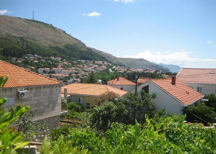 Apartment Lidija Mit Terrasse Und Meerblick By Interhome Dubrovnik