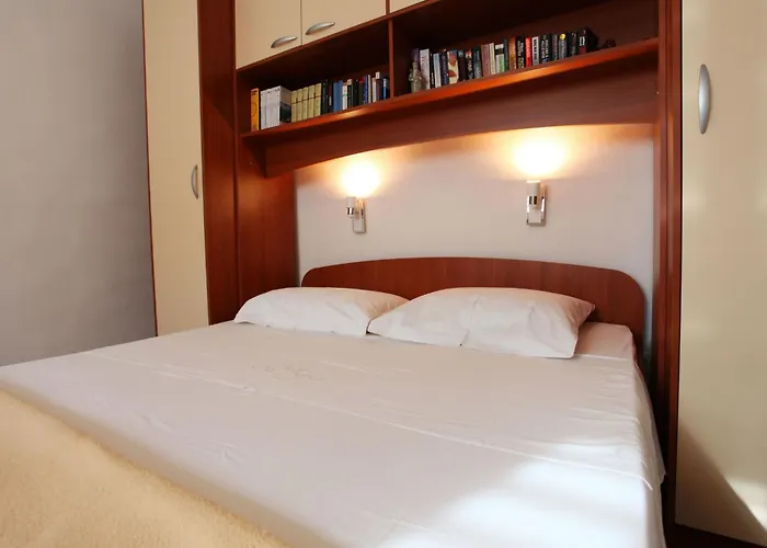 Lidija Mit Terrasse Und Meerblick By Interhome Dubrovnik