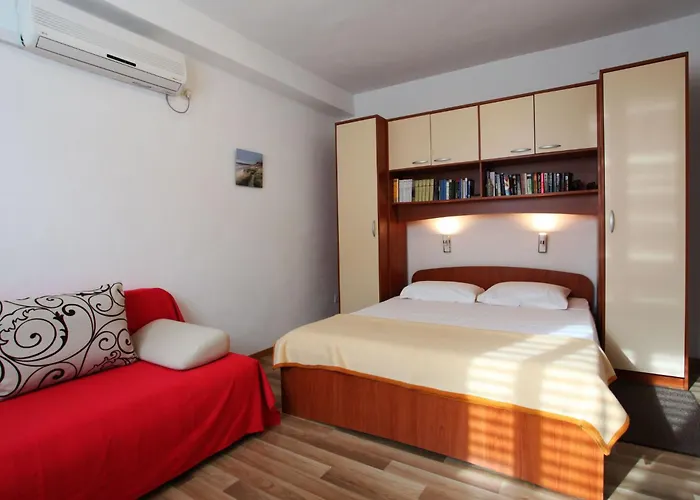 Lidija Mit Terrasse Und Meerblick By Interhome